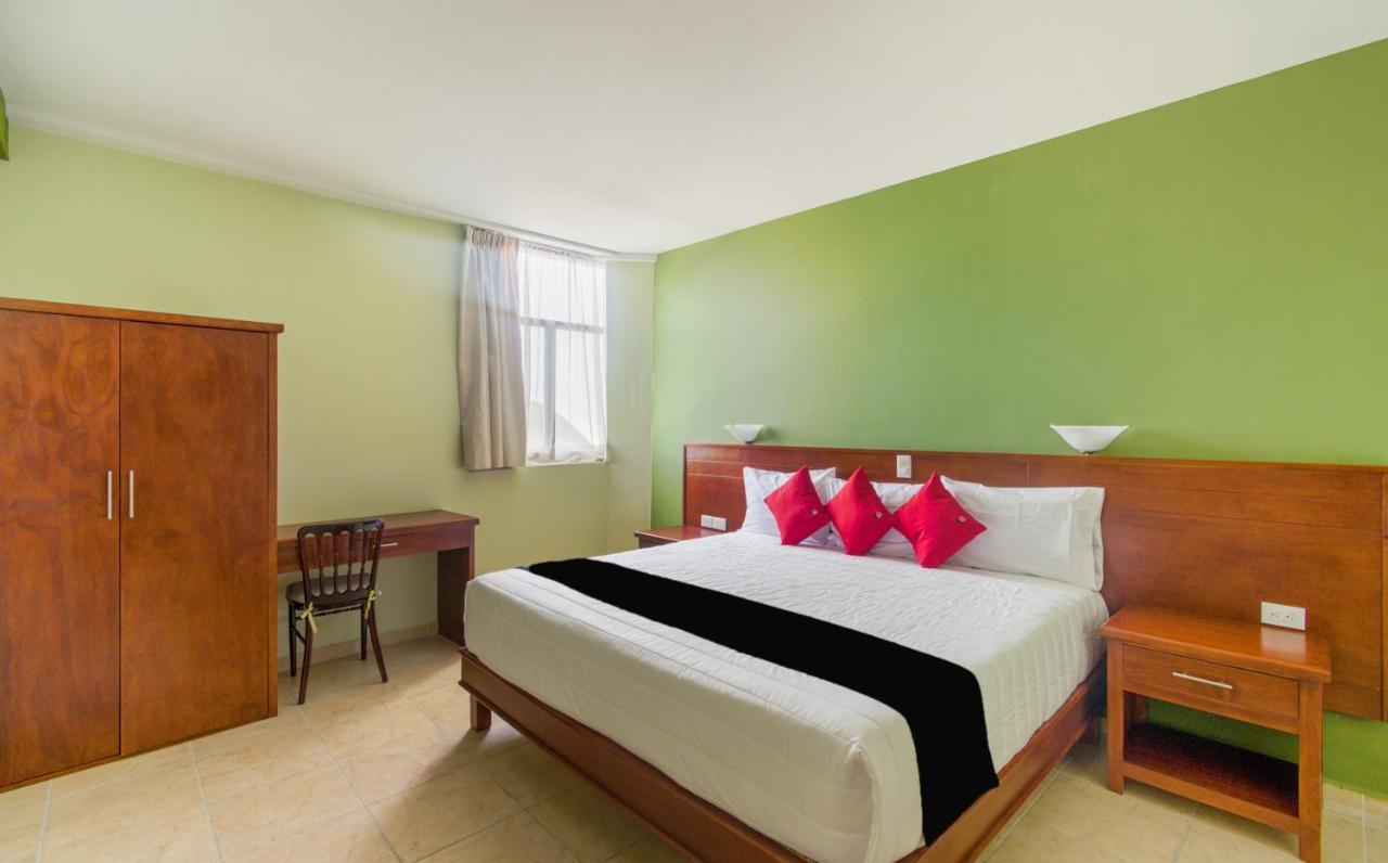 Hotel San Pablo 乔卢拉 外观 照片